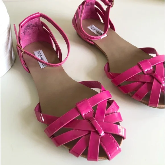 Hot Pink Steve Madden Sandals Flats with adjustable ankle strap Size 7 - Picture 1 of 14